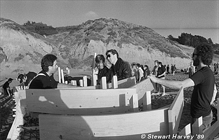 Larry Harvey and friends assembling the Man on Baker Beach, 1989 (Photo by Stewart Harvey)